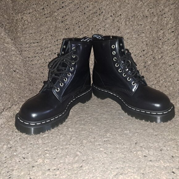 DR. MARTENS-DOC-Smooth Black Leather/Side Zip-White Stitching-Sz 9 Men/10 L-NWOB - Picture 4 of 8